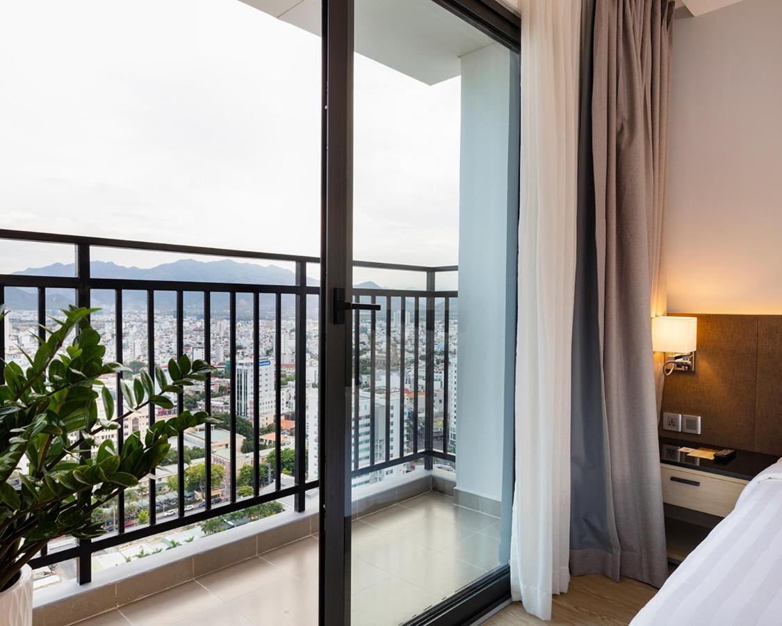 Dqua Hotel Nha Trang Exteriör bild