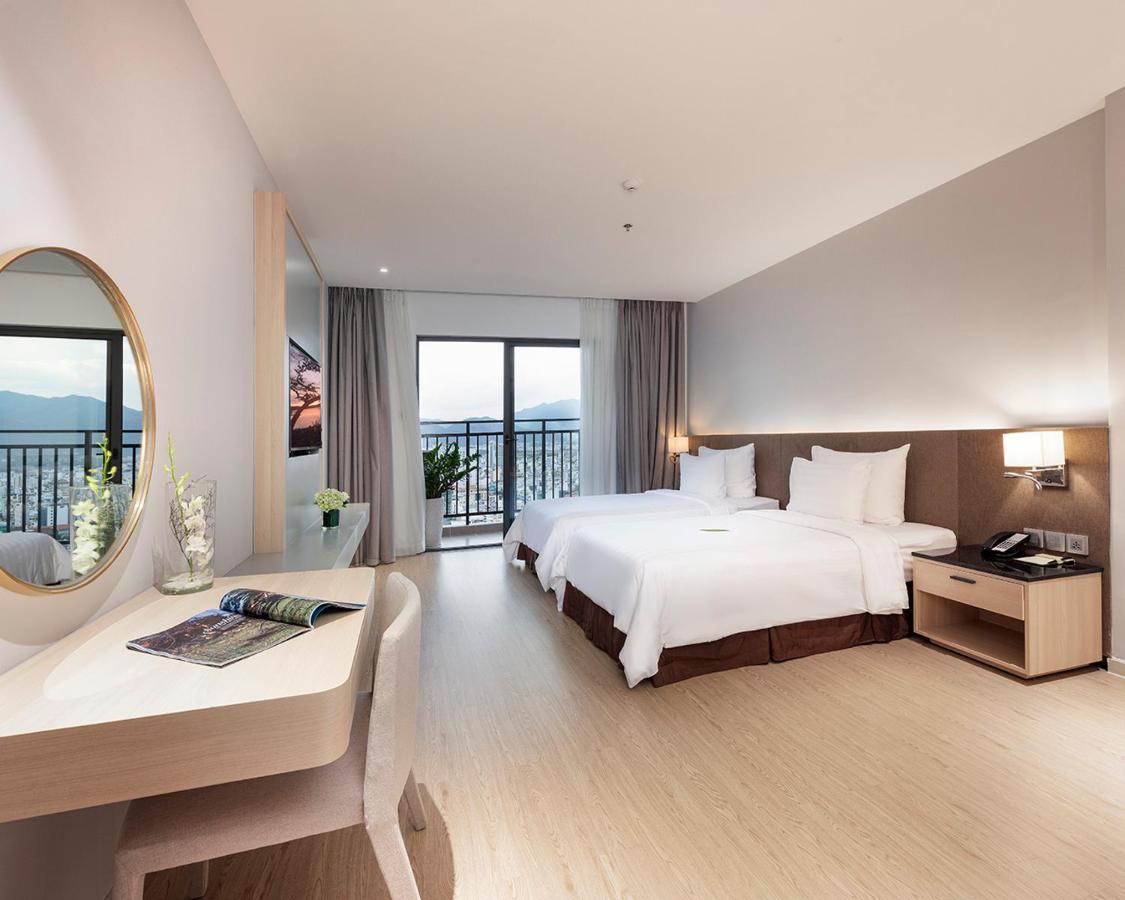 Dqua Hotel Nha Trang Exteriör bild