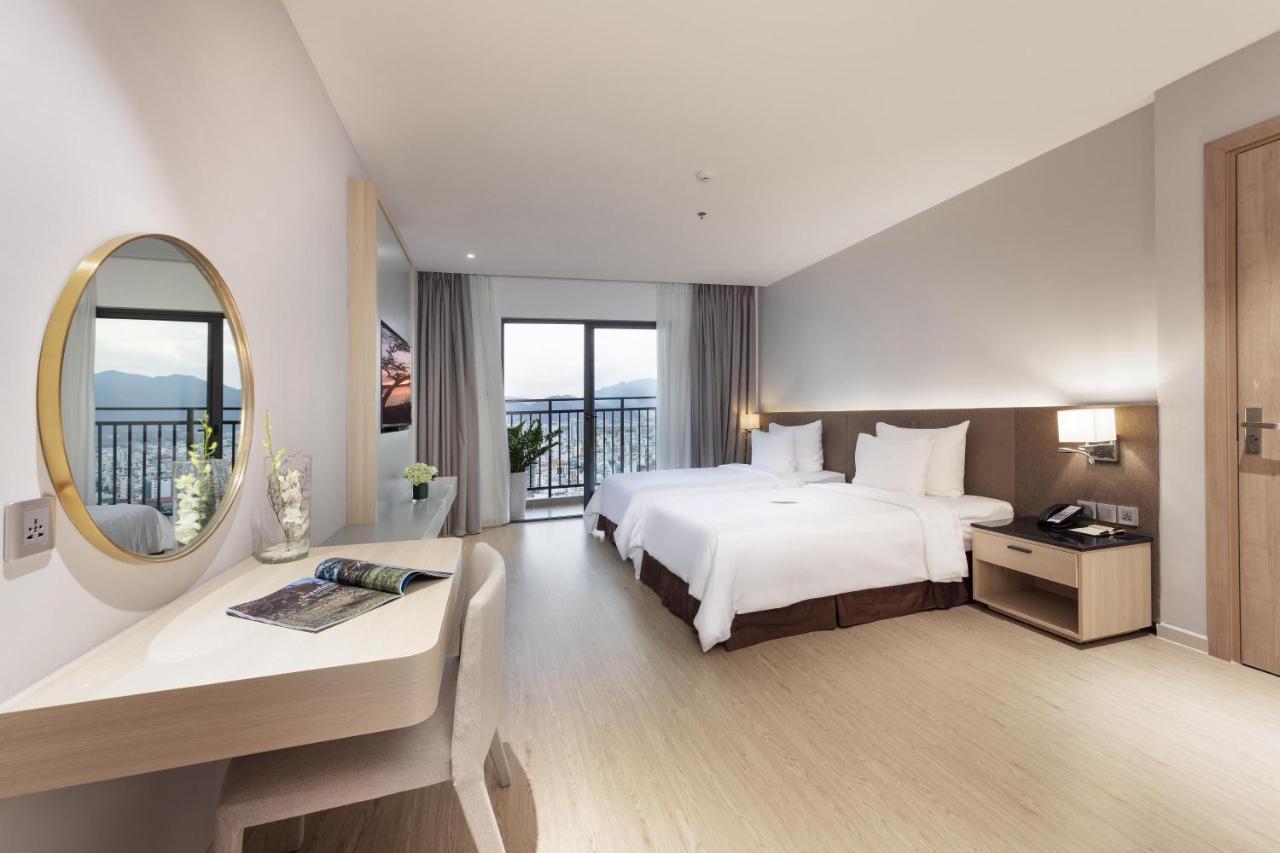 Dqua Hotel Nha Trang Exteriör bild