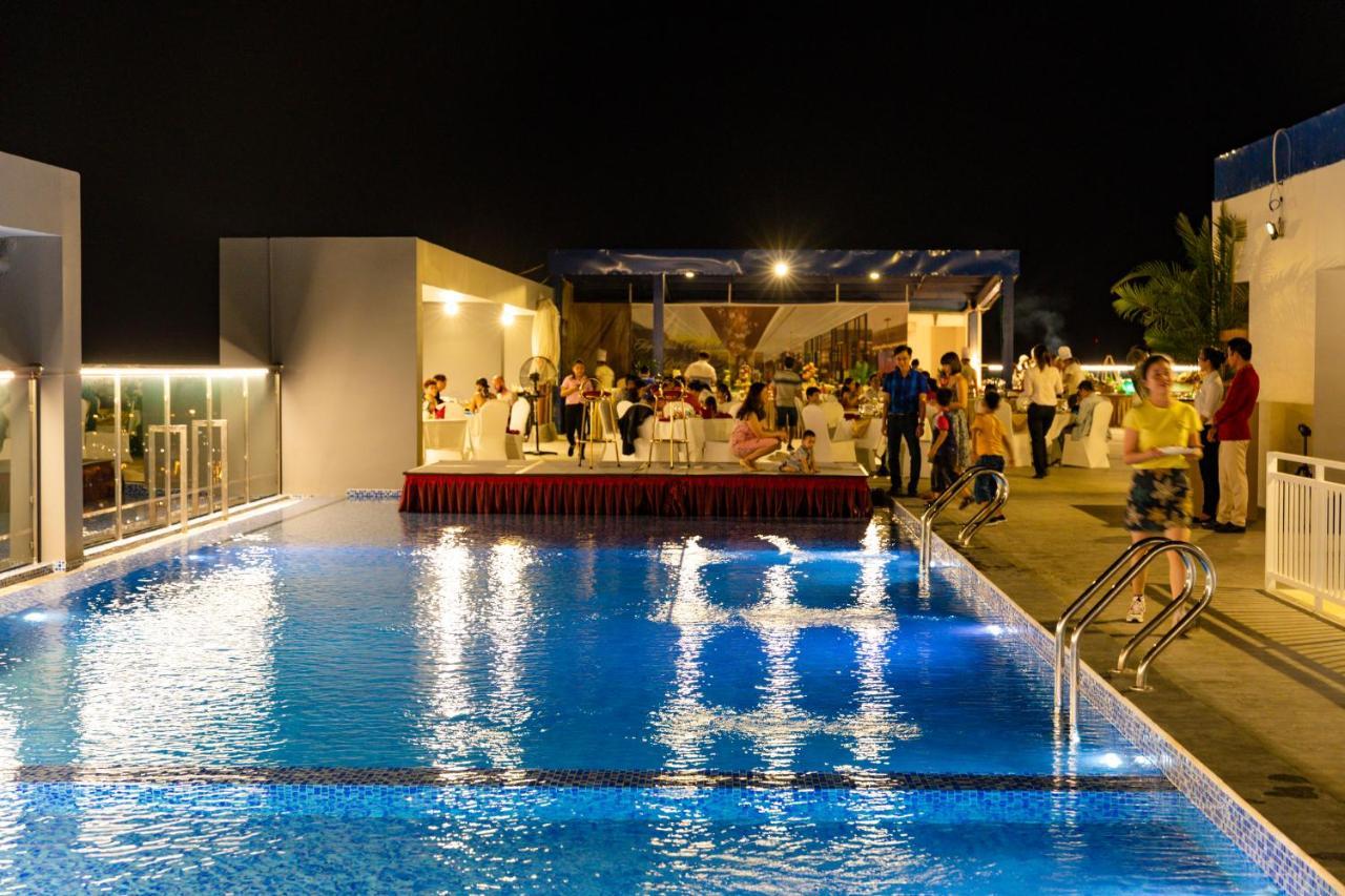 Dqua Hotel Nha Trang Exteriör bild
