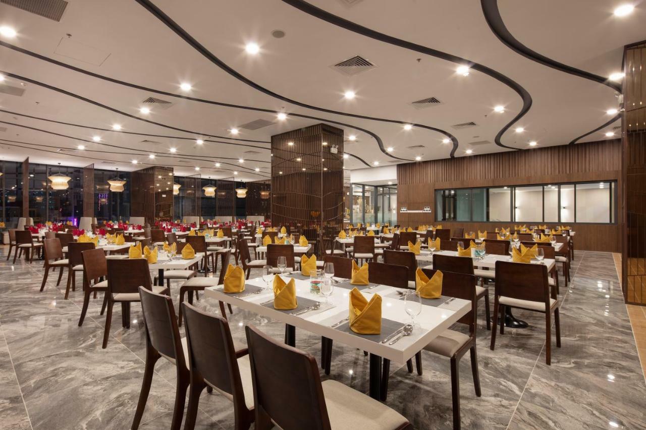 Dqua Hotel Nha Trang Exteriör bild